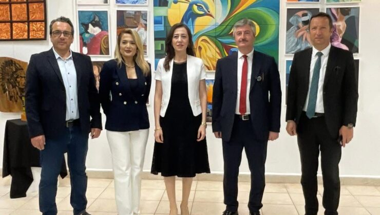 KEAL’DE RENKLERİN VE HAYALLERİN BULUŞTUĞU SERGİ