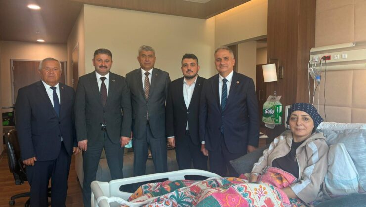 SAADET ORUÇ’A ZONGULDAK’LI BELEDİYE BAŞKANLARI VE SAFFET BOZKURT’DAN ZİYARET