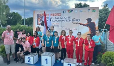 Bulgaristan’da Dünya Üçüncülüğü Gururu: Zeynep Tuncay’dan 3 Bronz Madalya