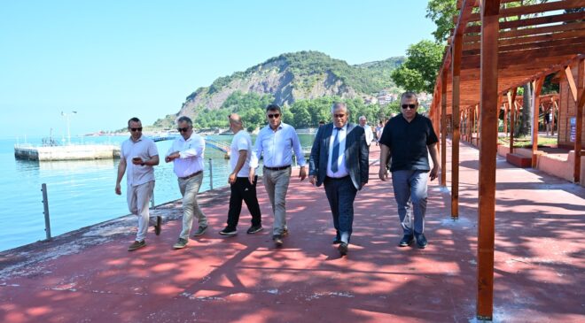 PLAJLAR YENİ SEZONA HAZIRLANIYOR