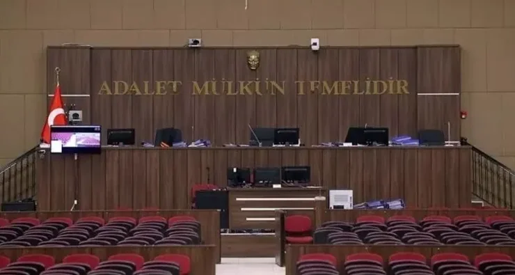 ADLİ TATİL BAŞLADI! İşte Bugünden İtibaren Geçerli Olacak Düzen: Hangi Davalar Görülecek, Hangileri Bekleyecek?
