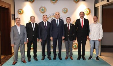 ZONGULDAK’IN SORUNLARINI ORMAN GENEL MÜDÜRÜ KARACABEY İLE PAYLAŞTILAR