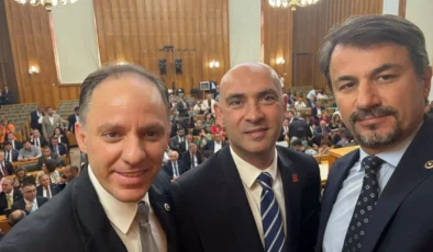 DENİZ YAVUZYILMAZ VE EYLEM ERTUĞRUL’DAN “HAYIR” OYU